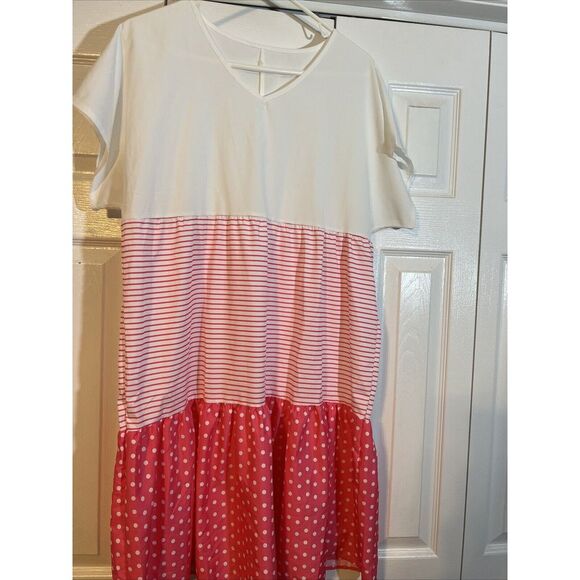 Pink & White Dress Size‎ L Stripe Dot V Neck Short Sleeve Lightweight - Picture 1 of 5